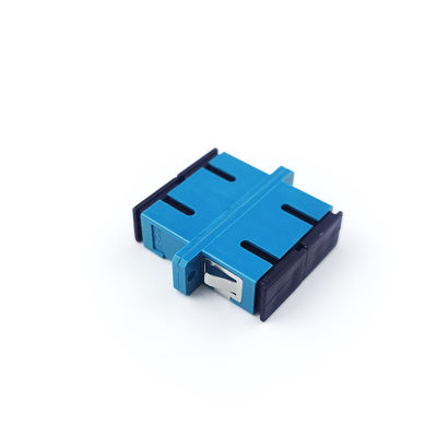 FTTH SC Διορθωτής οπτικών ινών με υλικό UPC Eared Dustproof Duplex Coupler PBT