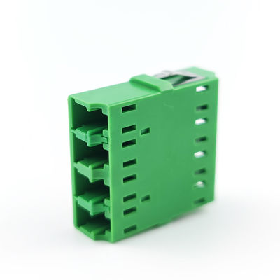 4 θύρες πράσινο LC APC οπτικό προσαρμογέα ινών Earless Square Coupler για FTTH Performance